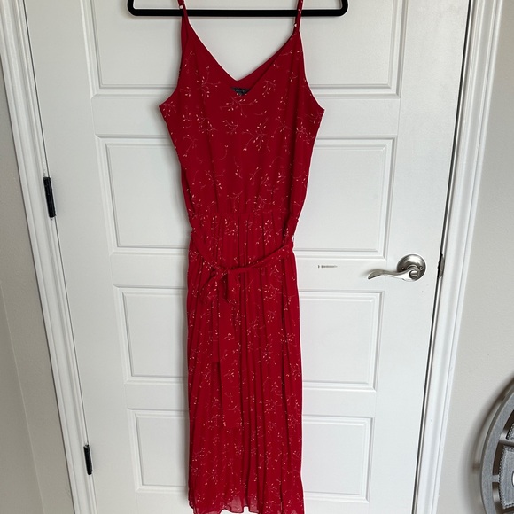 EUC Suzy Shier Red Dress with Spaghetti Straps M - Picture 1 of 6